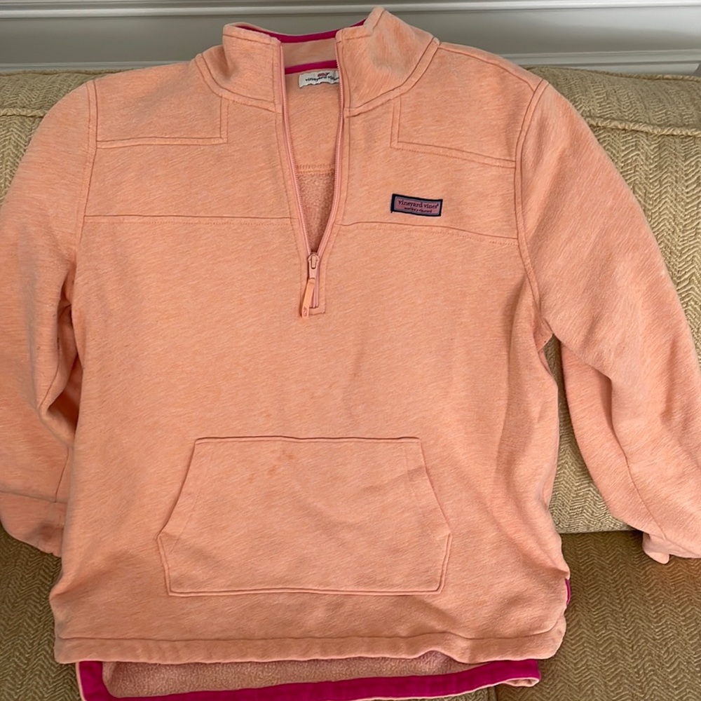 Vineyard vines quarter zip. Womens L